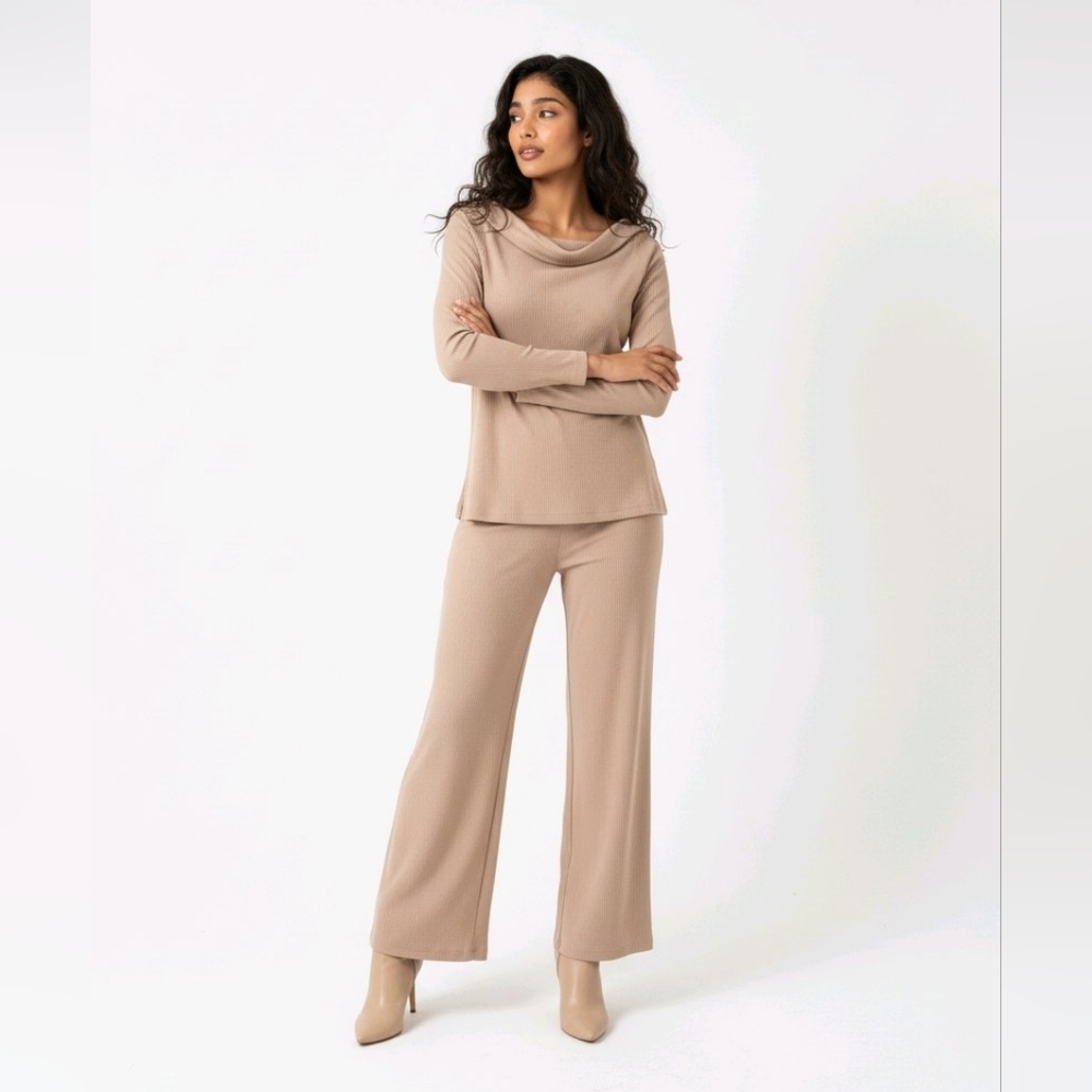 Women's 2pc Long-Sleeve Cowl Neck Wide-Leg Pant Set Size Small Beige Relaxed Fit